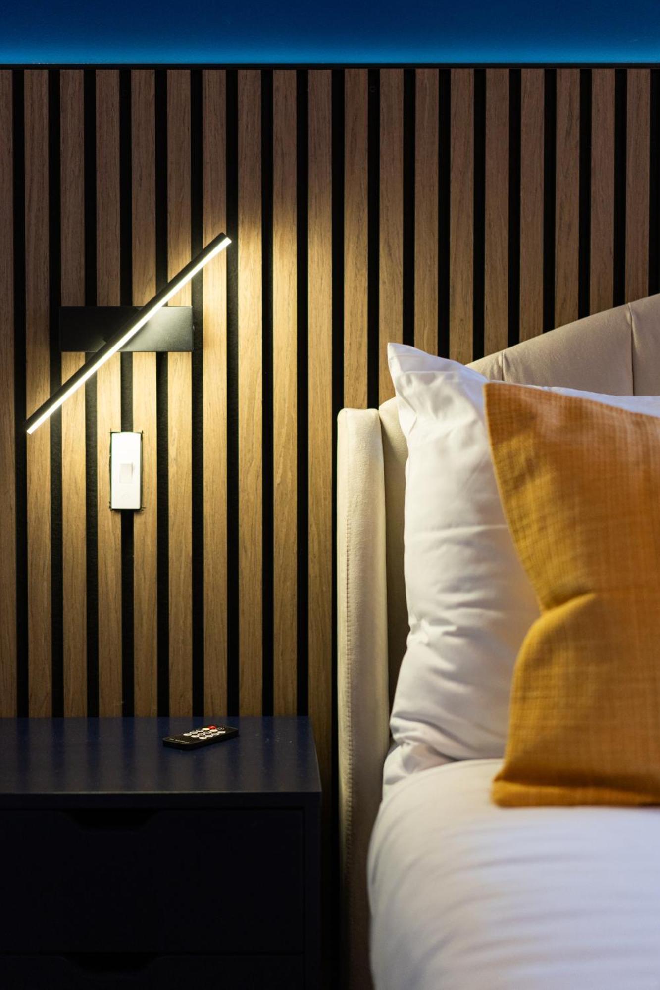 River Side Apartment, City Centre - Beautiful View And Free Parking! Belfast Bagian luar foto