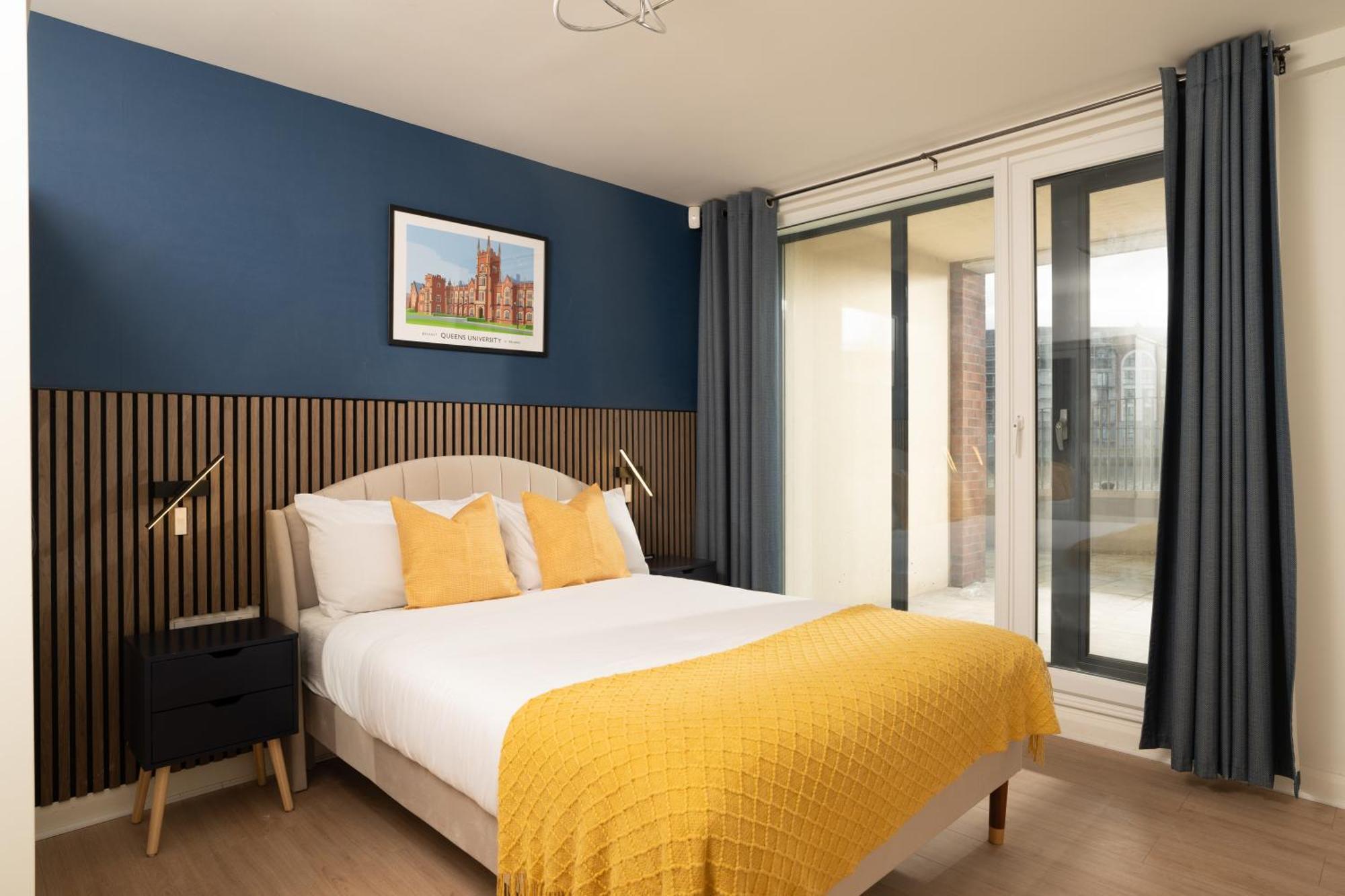 River Side Apartment, City Centre - Beautiful View And Free Parking! Belfast Bagian luar foto