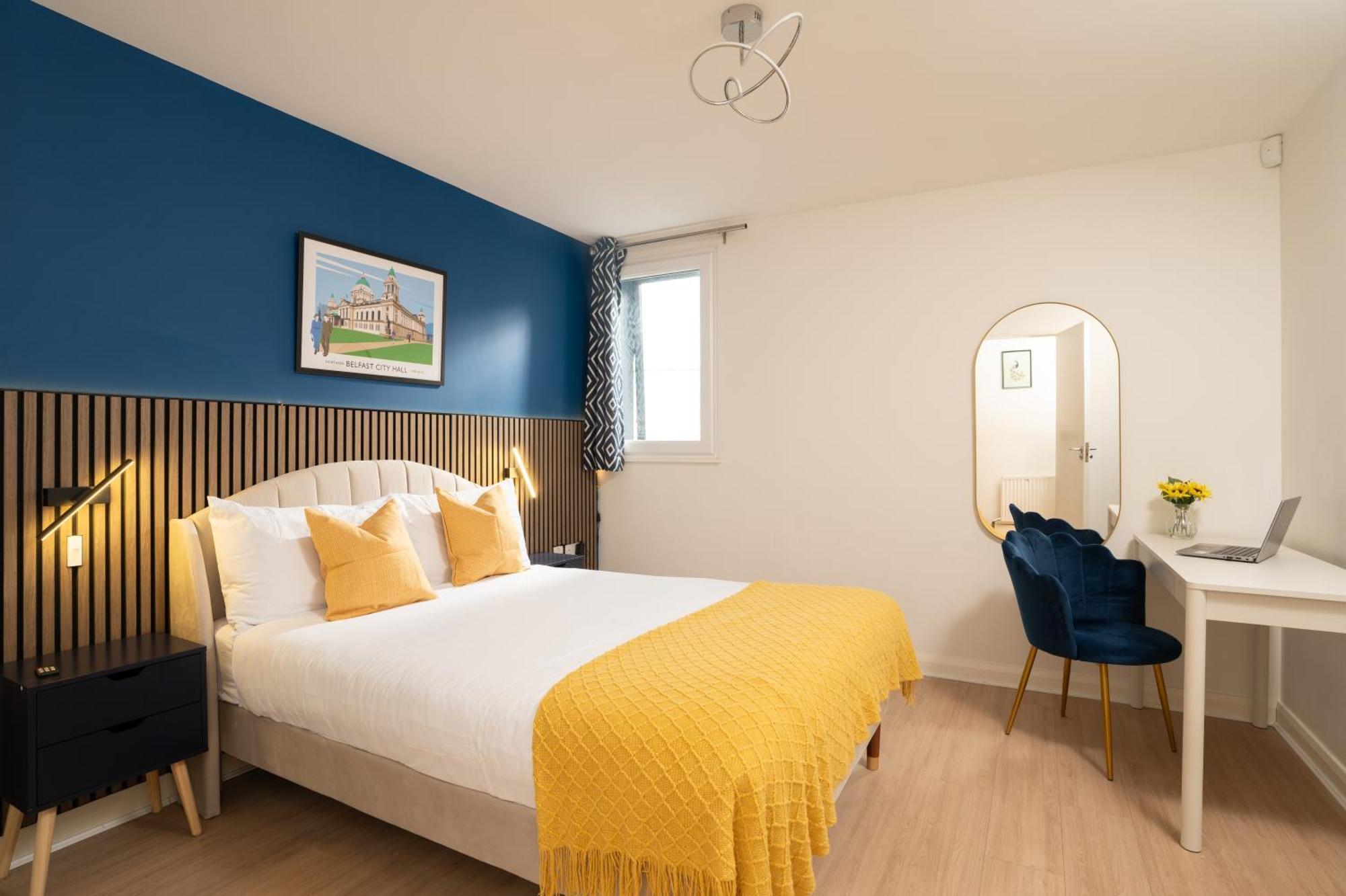 River Side Apartment, City Centre - Beautiful View And Free Parking! Belfast Bagian luar foto